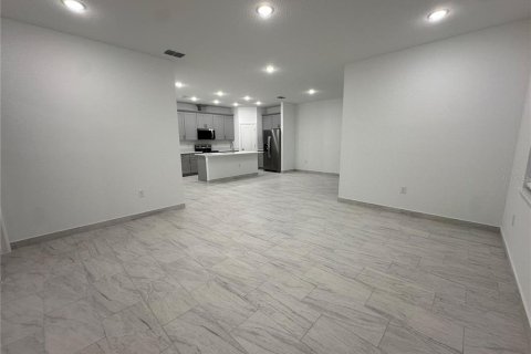 Villa ou maison à louer à Kissimmee, Floride: 4 chambres, 183.95 m2 № 1774073 - photo 19