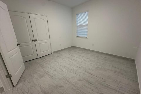 Villa ou maison à louer à Kissimmee, Floride: 4 chambres, 183.95 m2 № 1774073 - photo 15