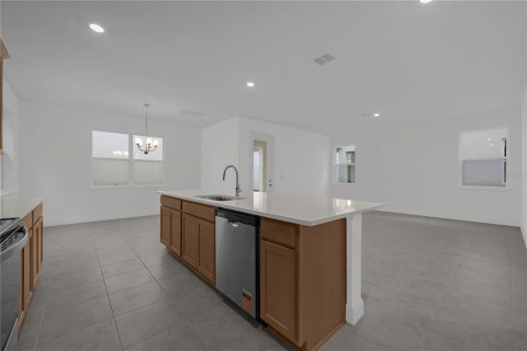 Villa ou maison à louer à Winter Garden, Floride: 4 chambres, 233.65 m2 № 2423701 - photo 6