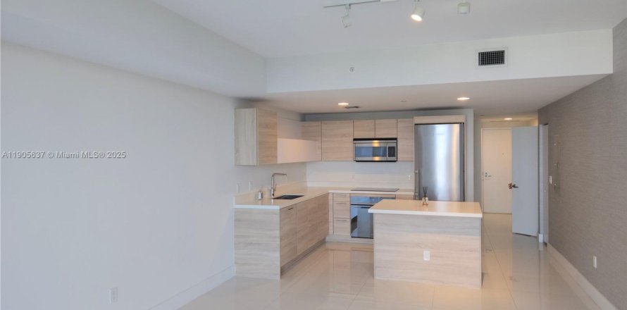 Condo à North Miami Beach, Floride, 2 chambres  № 1956630