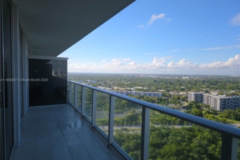 Copropriété à louer à North Miami Beach, Floride: 2 chambres, 104.24 m2 № 1956630 - photo 15