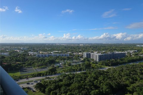 Copropriété à louer à North Miami Beach, Floride: 2 chambres, 104.24 m2 № 1956630 - photo 13