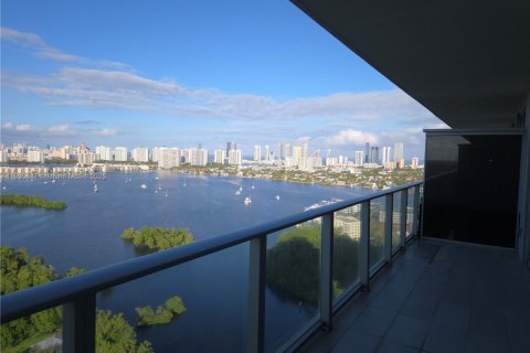 Copropriété à louer à North Miami Beach, Floride: 2 chambres, 104.24 m2 № 1956630 - photo 16