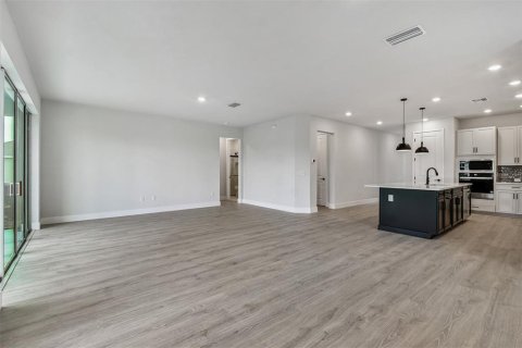 House in Parrish, Florida 5 bedrooms, 265.51 sq.m. № 1915618 - photo 17