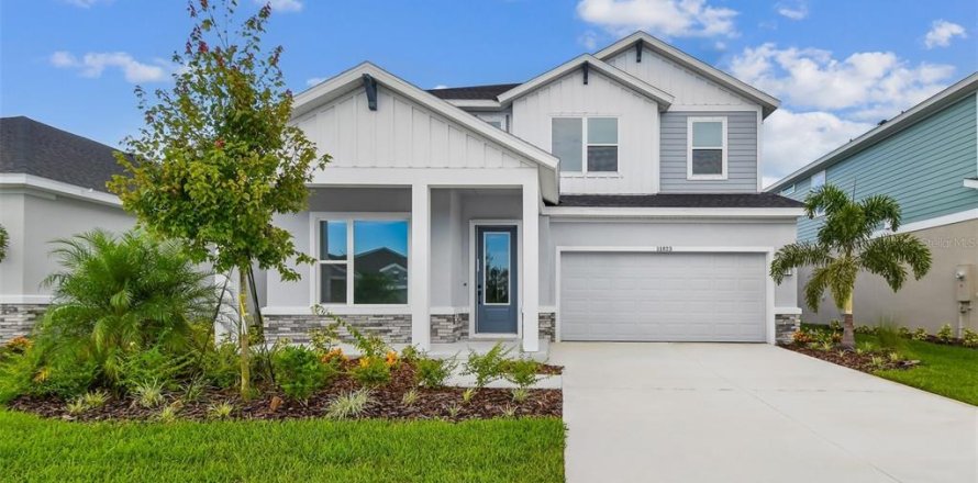 House in Parrish, Florida 5 bedrooms, 265.51 sq.m. № 1915618