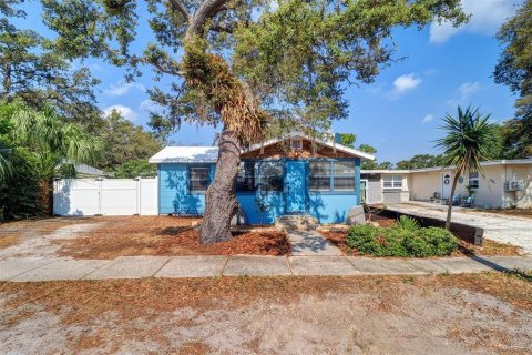 Casa en venta en Largo, Florida, 3 dormitorios, 112.6 m2 № 1683119 - foto 2