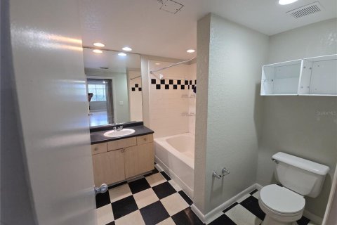 Condominio en alquiler en Tampa, Florida, 1 dormitorio, 72.56 m2 № 1907179 - foto 7