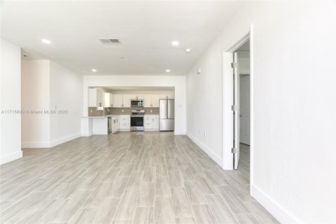 Casa en venta en North Palm Beach, Florida, 4 dormitorios, 146.6 m2 № 1467635 - foto 4