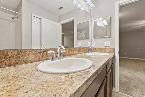 Townhouse in Orlando, Florida 4 bedrooms, 236.9 sq.m. № 1880544 - photo 24