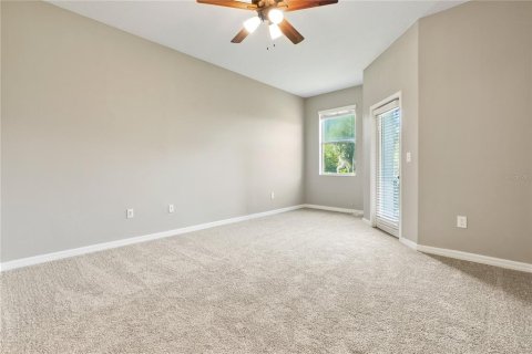 Townhouse in Orlando, Florida 4 bedrooms, 236.9 sq.m. № 1880544 - photo 12