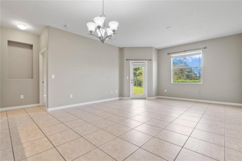 Townhouse in Orlando, Florida 4 bedrooms, 236.9 sq.m. № 1880544 - photo 11