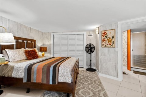 House in Crystal River, Florida 3 bedrooms, 385.92 sq.m. № 2341885 - photo 8