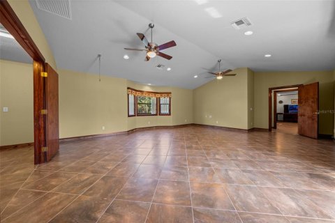 Casa en venta en Ocala, Florida, 4 dormitorios, 397.34 m2 № 1637240 - foto 22