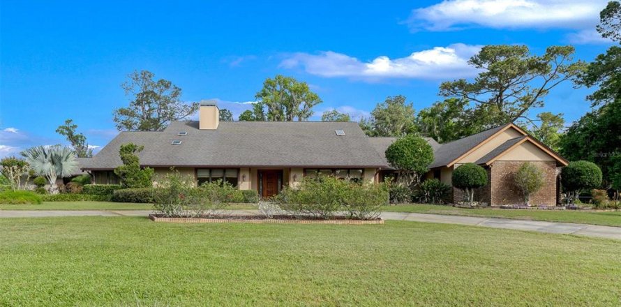 Casa en Ocala, Florida 4 dormitorios, 397.34 m2 № 1637240