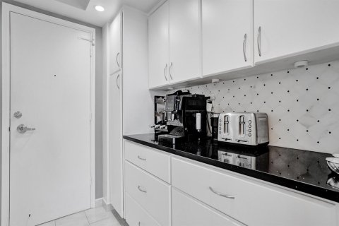 Condominio en venta en Fort Lauderdale, Florida, 2 dormitorios, 104.05 m2 № 2084890 - foto 17