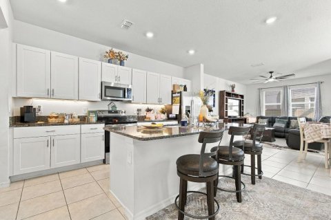 Touwnhouse à vendre à Tampa, Floride: 3 chambres, 171.31 m2 № 2390899 - photo 10
