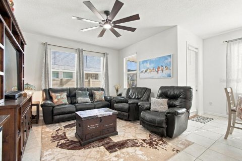Touwnhouse à vendre à Tampa, Floride: 3 chambres, 171.31 m2 № 2390899 - photo 13