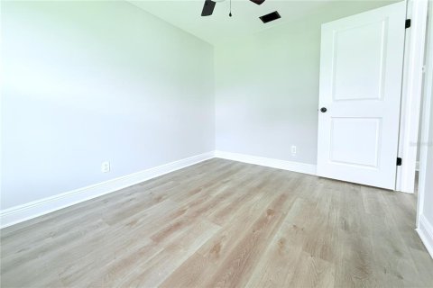 House in Tampa, Florida 3 bedrooms, 126.9 sq.m. № 1798378 - photo 24