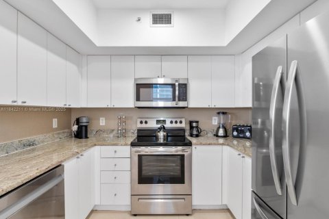 Copropriété à vendre à Sunny Isles Beach, Floride: 3 chambres, 172.8 m2 № 1940264 - photo 14