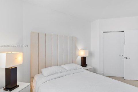 Copropriété à vendre à Sunny Isles Beach, Floride: 3 chambres, 172.8 m2 № 1940264 - photo 18