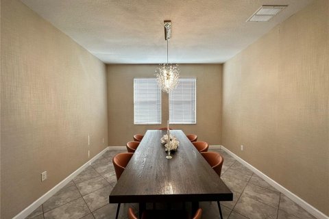 Villa ou maison à vendre à Orlando, Floride: 5 chambres, 304.91 m2 № 1673226 - photo 20