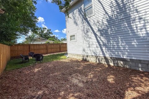 Villa ou maison à vendre à Tampa, Floride: 4 chambres, 275.18 m2 № 1913541 - photo 10