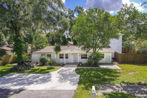 Villa ou maison à vendre à Tampa, Floride: 4 chambres, 275.18 m2 № 1913541 - photo 2