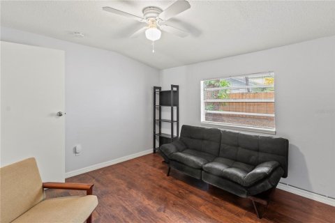 Villa ou maison à vendre à Tampa, Floride: 4 chambres, 275.18 m2 № 1913541 - photo 28