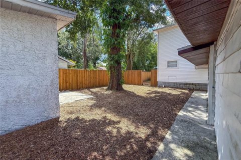 Villa ou maison à vendre à Tampa, Floride: 4 chambres, 275.18 m2 № 1913541 - photo 8