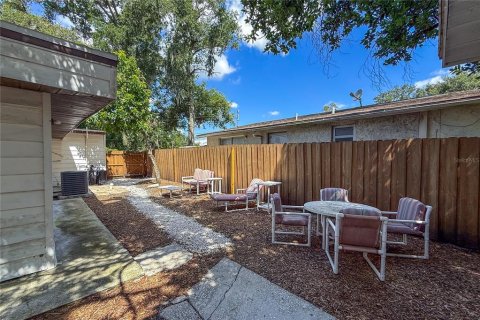 Villa ou maison à vendre à Tampa, Floride: 4 chambres, 275.18 m2 № 1913541 - photo 7