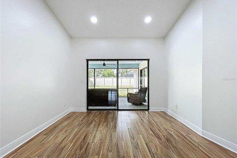 Casa en venta en Valrico, Florida, 4 dormitorios, 199.83 m2 № 1898544 - foto 12