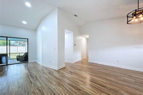 Casa en venta en Valrico, Florida, 4 dormitorios, 199.83 m2 № 1898544 - foto 7