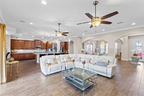 Villa ou maison à vendre à Kissimmee, Floride: 5 chambres, 504.27 m2 № 2218371 - photo 14