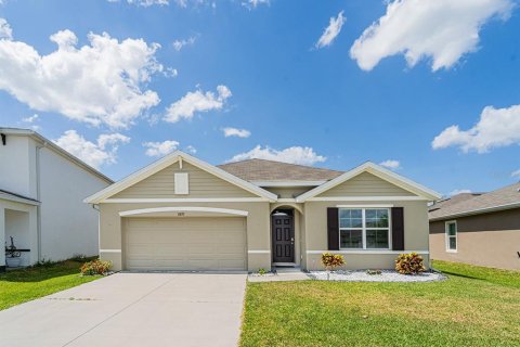 House in Wesley Chapel, Florida 4 bedrooms, 171.5 sq.m. № 1681771 - photo 4