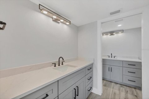 Condominio en venta en Boca Grande, Florida, 3 dormitorios, 156.26 m2 № 1628515 - foto 17