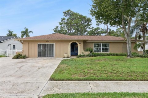 House in Casselberry, Florida 4 bedrooms, 227.42 sq.m. № 2283960