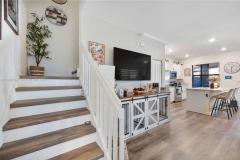 Купить виллу или дом в Хомстед, Флорида 3 спальни, 140.65м2, № 1995925 - фото 7