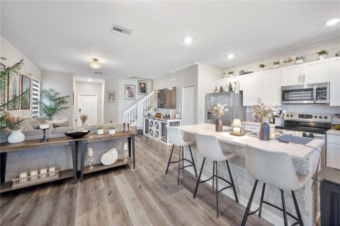 Купить виллу или дом в Хомстед, Флорида 3 спальни, 140.65м2, № 1995925 - фото 16