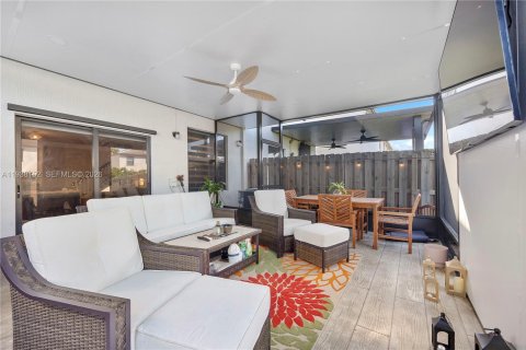 Купить виллу или дом в Хомстед, Флорида 3 спальни, 140.65м2, № 1995925 - фото 23