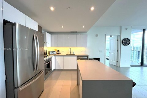 Condominio en alquiler en Miami, Florida, 2 dormitorios, 96.62 m2 № 1993339 - foto 10