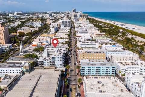 Copropriété à vendre à Miami Beach, Floride: 1 chambre, 66.89 m2 № 2429745 - photo 30