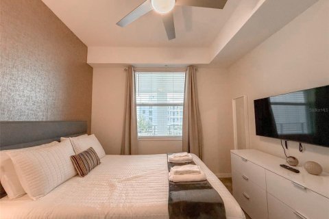 Condo in Kissimmee, Florida, 2 bedrooms  № 1609409 - photo 24