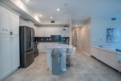 Condominio en venta en Kissimmee, Florida, 2 dormitorios, 111.11 m2 № 1609409 - foto 4