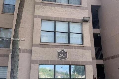 Condominio en alquiler en Davie, Florida, 2 dormitorios, 102.19 m2 № 2049952 - foto 16