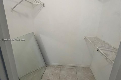 Condominio en alquiler en Davie, Florida, 2 dormitorios, 102.19 m2 № 2049952 - foto 10