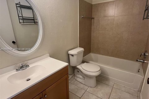 Condominio en alquiler en Davie, Florida, 2 dormitorios, 102.19 m2 № 2049952 - foto 14