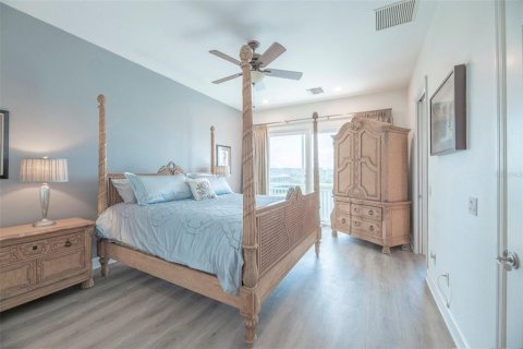 Townhouse in Placida, Florida 3 bedrooms, 208.57 sq.m. № 2200122 - photo 24