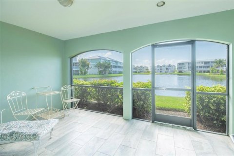 Townhouse in Placida, Florida 3 bedrooms, 208.57 sq.m. № 2200122 - photo 9