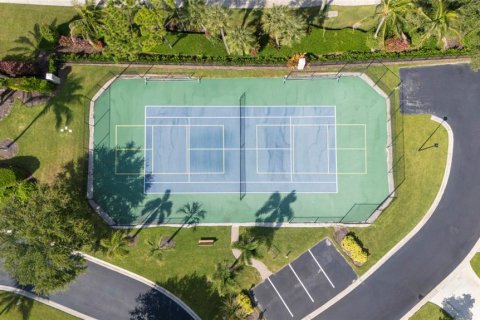 Townhouse in Placida, Florida 3 bedrooms, 208.57 sq.m. № 2200122 - photo 8
