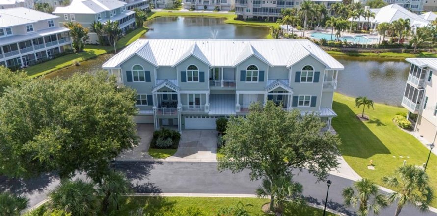 Townhouse in Placida, Florida 3 bedrooms, 208.57 sq.m. № 2200122
